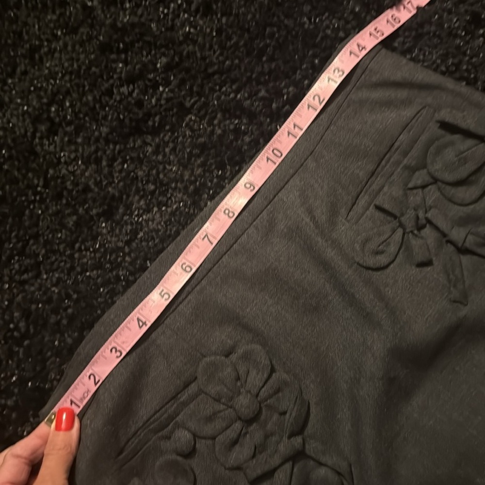Moschino Cheap and Chic Floral Appliqué Pencil Skirt Dark Grey Size Small - Picture 11 of 11